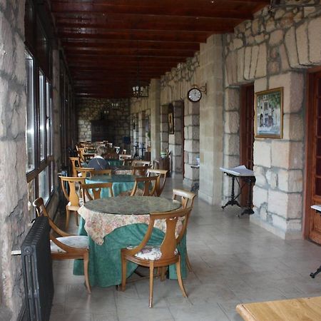 Balneario De Corconte Hotel Cabanas de Virtus Екстериор снимка