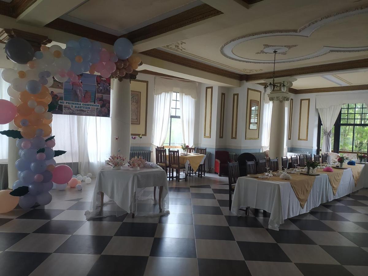 Balneario De Corconte Hotel Cabanas de Virtus Екстериор снимка